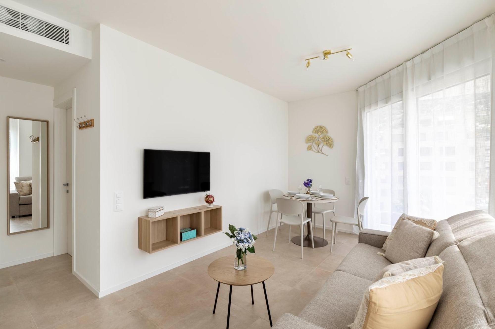 Regalia Suites - Free Parking Lugano Zewnętrze zdjęcie